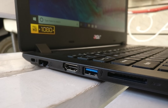 Acer Aspire 1 (2018) - Left Side Ports