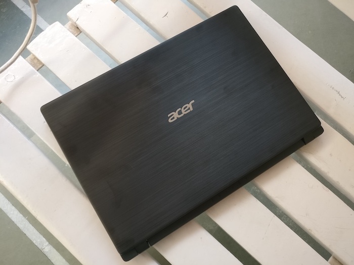 Acer Aspire 1 (2018) - Textured Lid