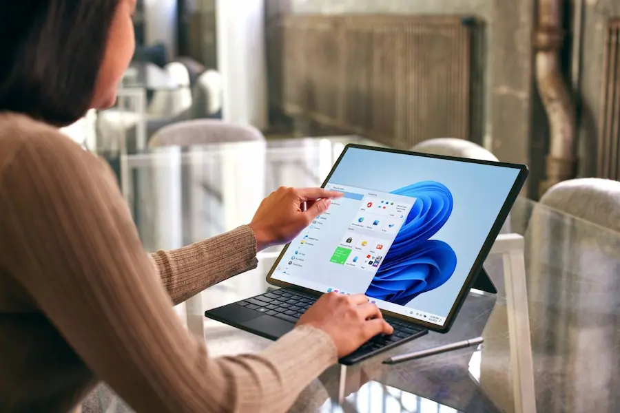 Lenovo ThinkPad X1 Fold 16-inch touchscreen and keyboard